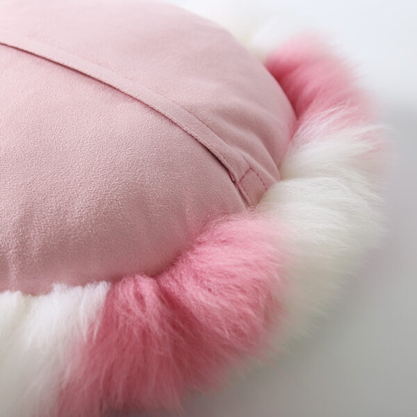 Girly heart powder cushion - Image 3